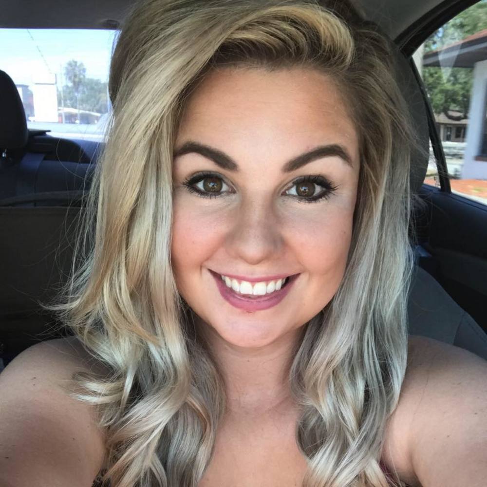 Meet your Posher, Christina